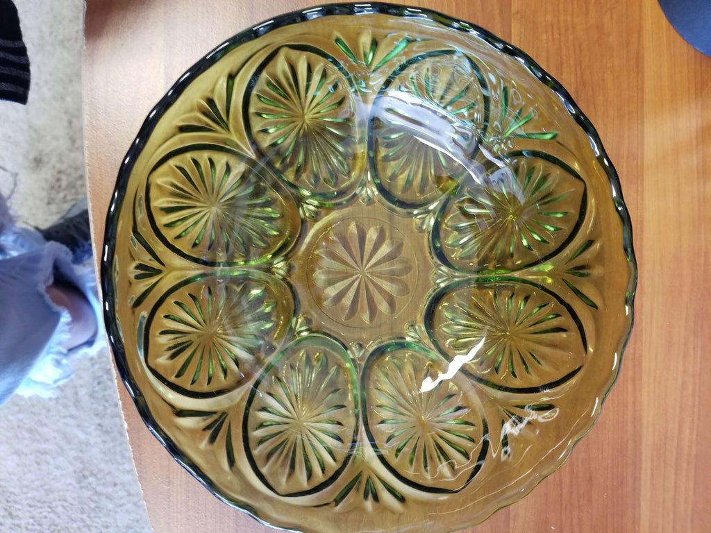 Vintage Anchor Hocking Green Glass Star and Cameo Medallion pattern bowel