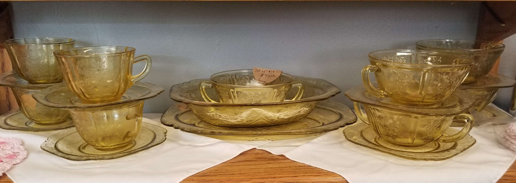 Antique Federal Depression glass Manrid Amber 1930s dinnerware set