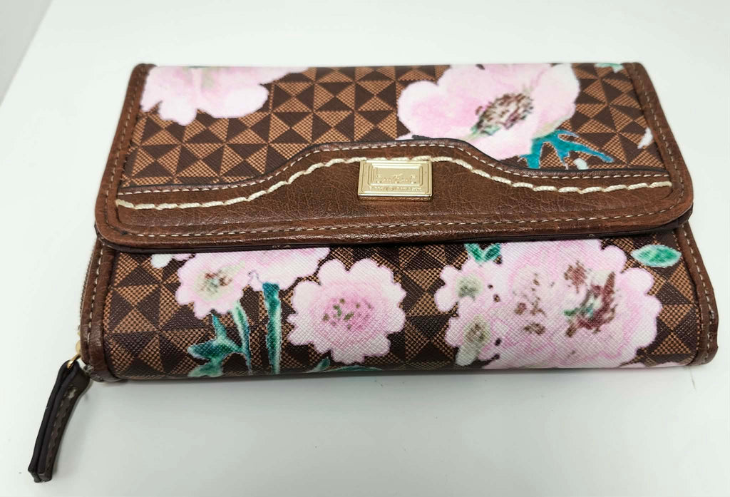Born Concept Ladies Floral Fauxleather wallet