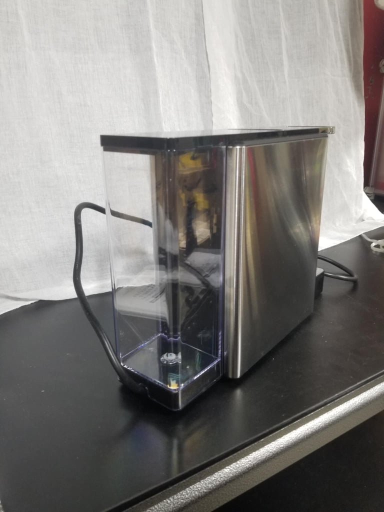 Sus La Table Capsule Espresso maker with LED touchscreen display Available